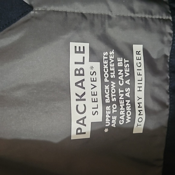Tommy Hilfiger  Packable Sleeve and Hood Jacket Vest sz XL Navy Pre-owned - Picture 9 of 15